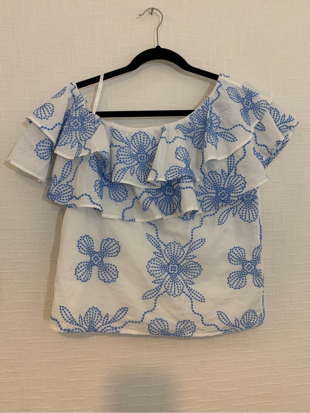 NWT Lilly Pulitzer One Shoulder Ruffle Embroidered Floral Top White/Blue S